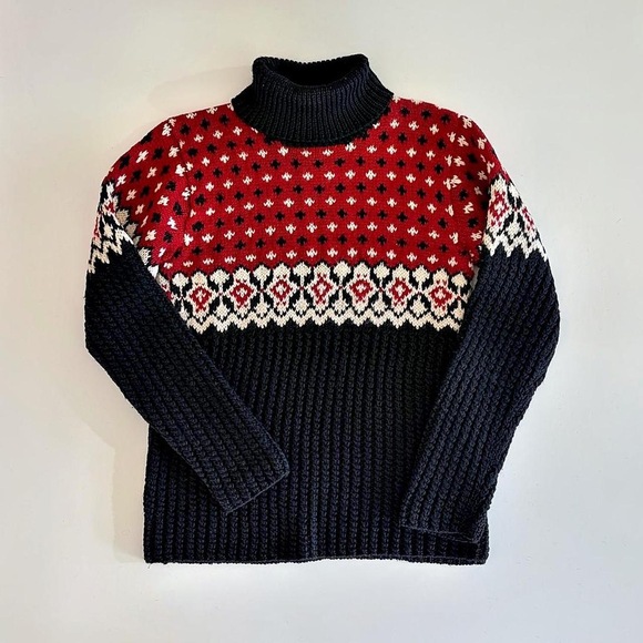 Lauren Ralph Lauren Sweaters - Lauren Ralph Lauren Vintage Ralph Lauren Holiday Party in Red